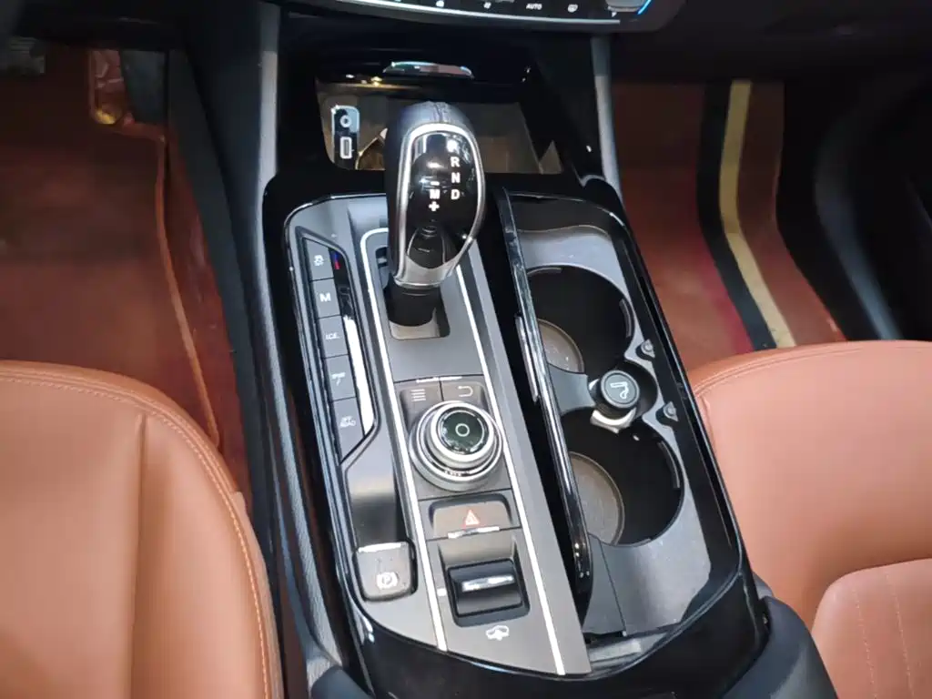 Maserati Levante — миниатюра 14