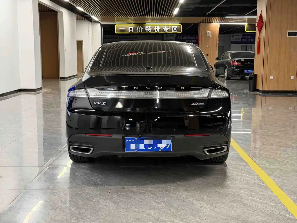 Lincoln MKZ — миниатюра 7
