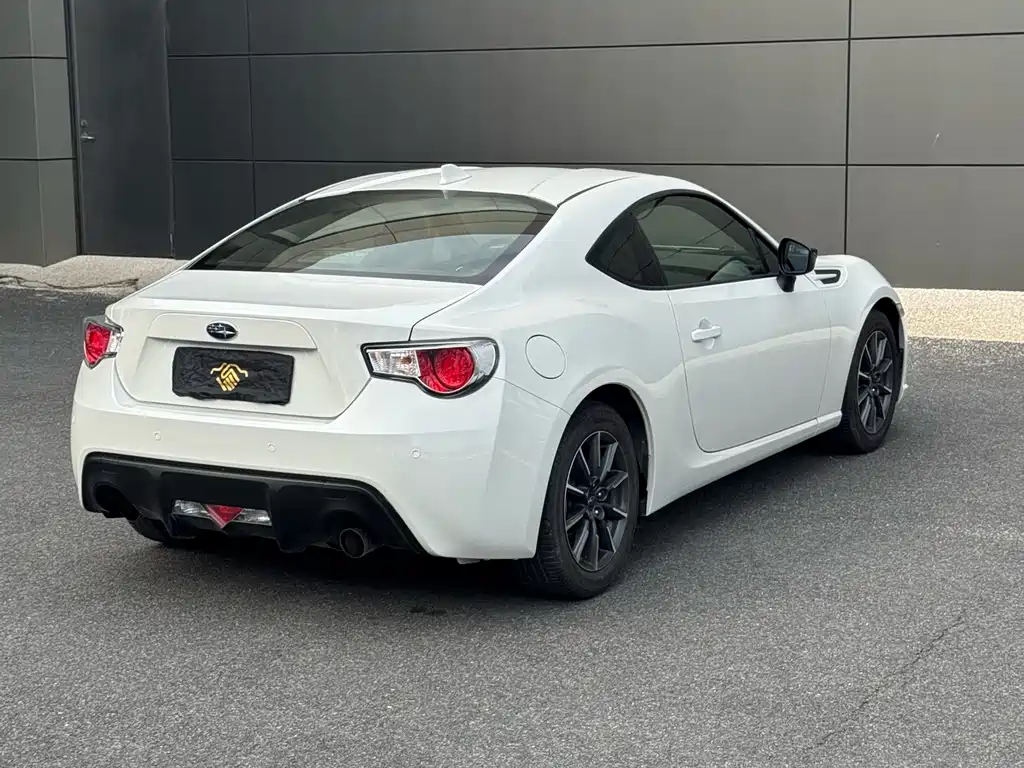 Subaru BRZ — миниатюра 5