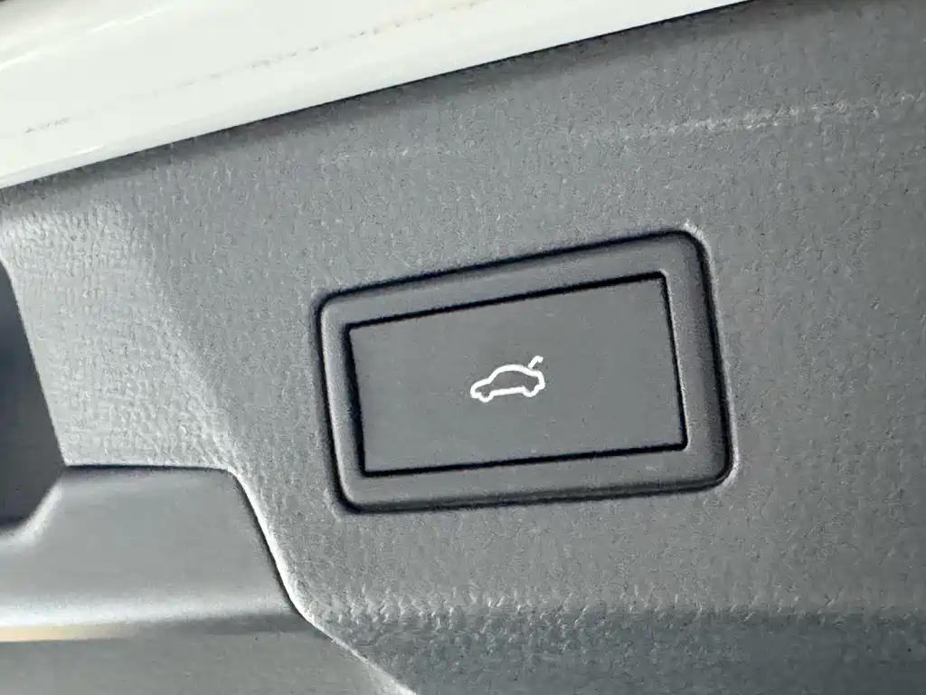 Volkswagen ID.6 X — миниатюра 22