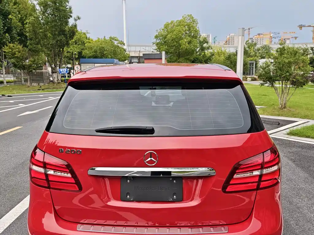 Mercedes-Benz B-Class — миниатюра 11