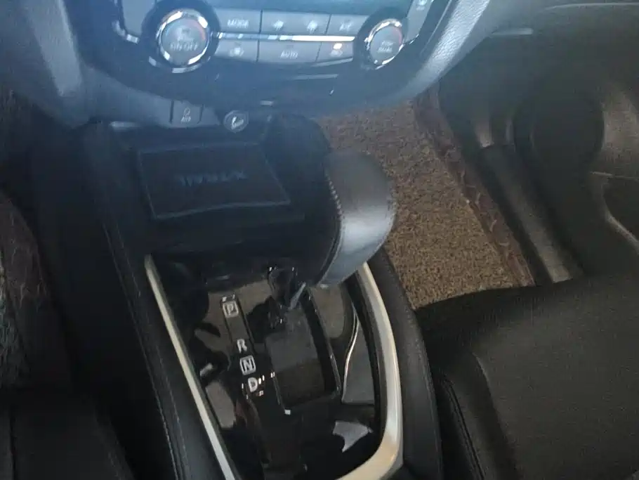 Nissan X-Trail — миниатюра 16