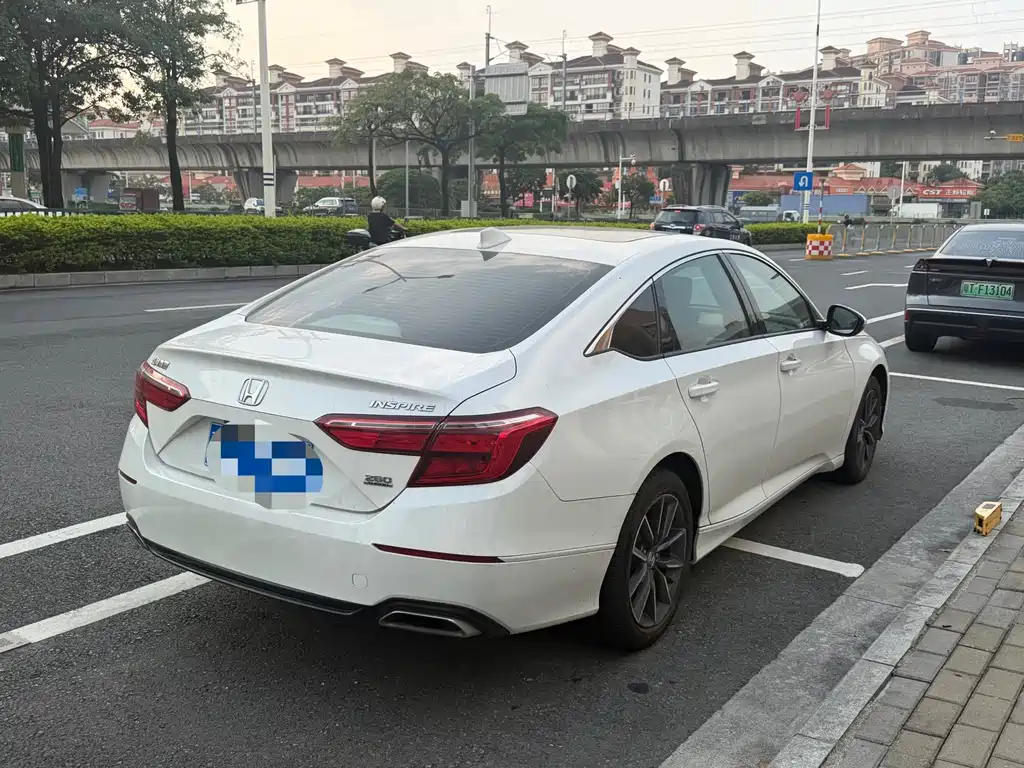 Honda Inspire — миниатюра 6
