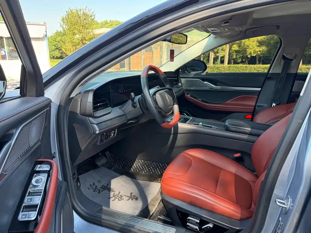 Lincoln Z — миниатюра 9