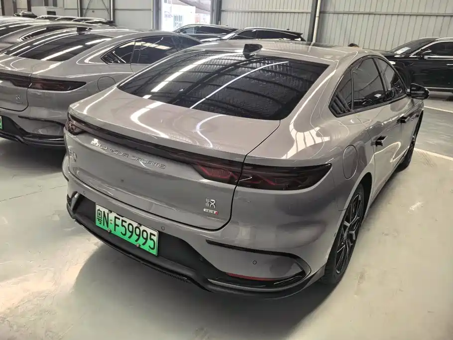BYD Han — миниатюра 3