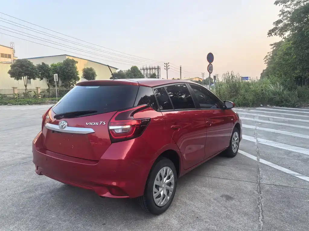 Toyota Vios FS — миниатюра 5