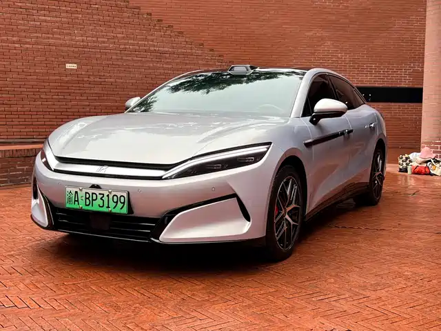 2025 BYD Han
