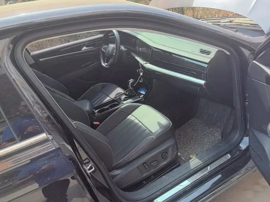 Volkswagen Passat — миниатюра 8
