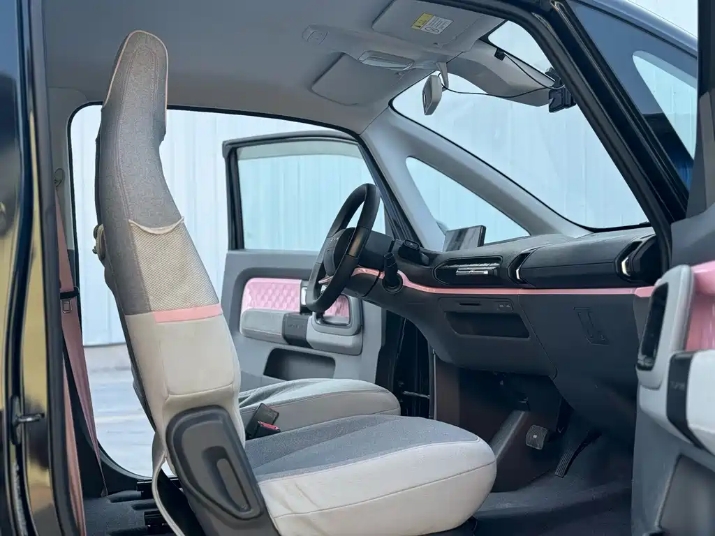 Baojun E300 — миниатюра 7
