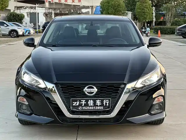 nissan teana