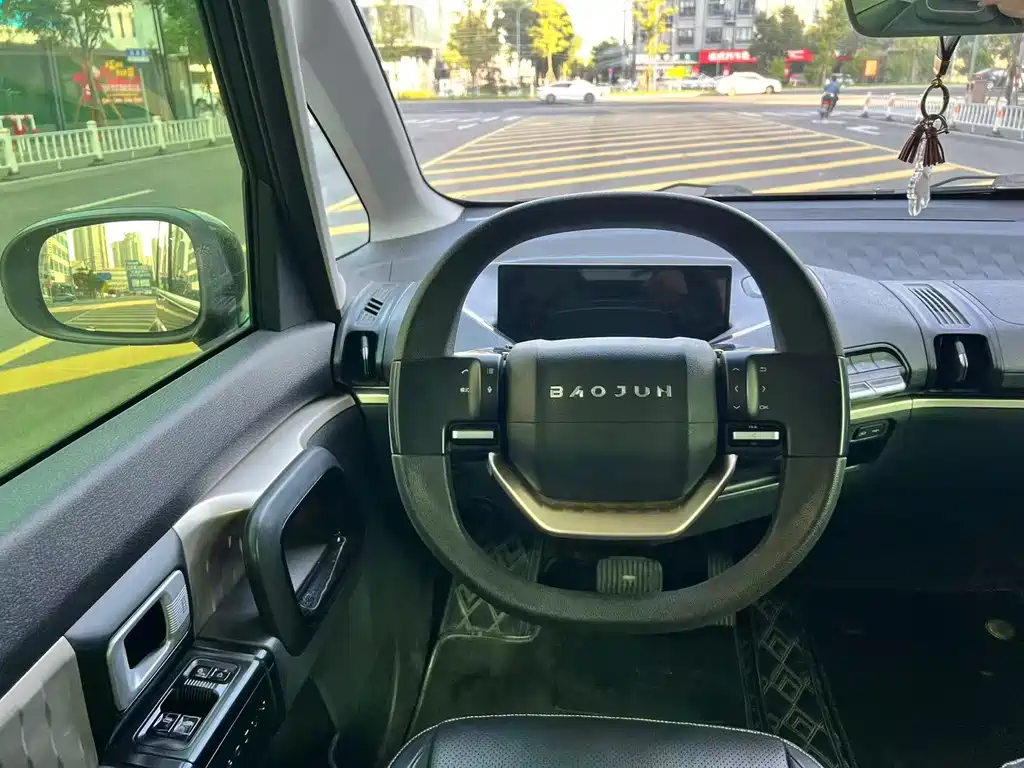 Baojun KiWi EV 2022 — фото 10