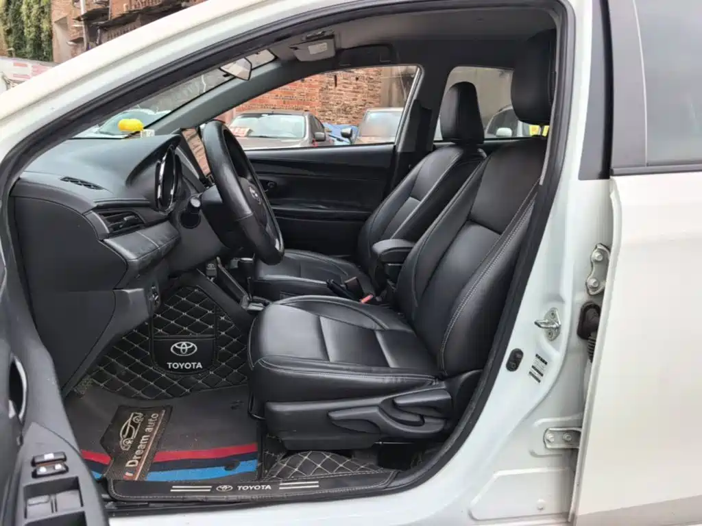 Toyota Vios FS — миниатюра 15