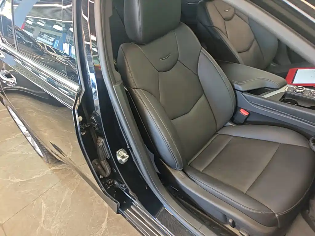 Cadillac CT5 — миниатюра 25