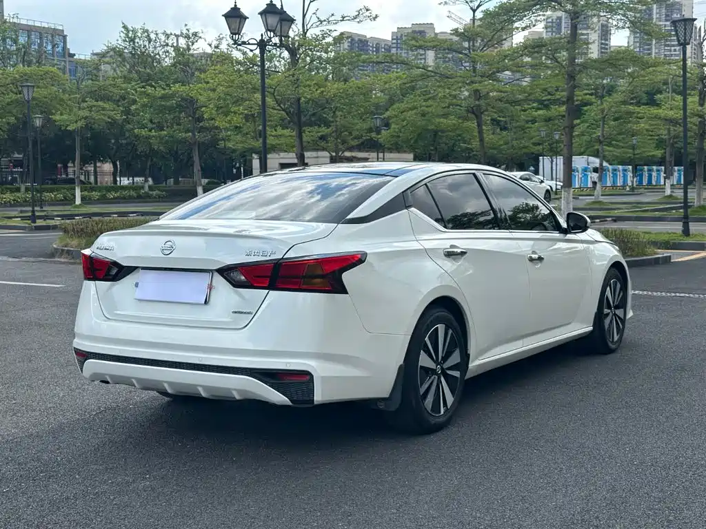 Nissan Teana — миниатюра 17