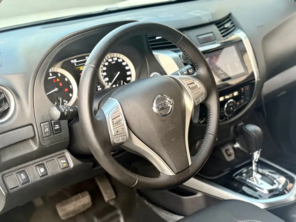 Nissan Terra 2018 2.5L AT Flagship