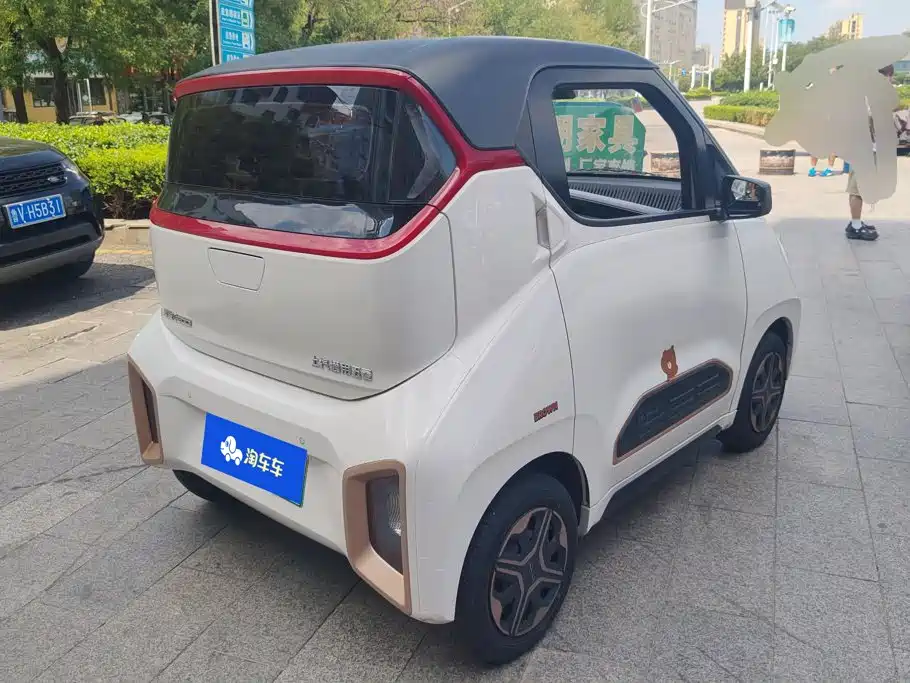 Baojun E200 — миниатюра 3