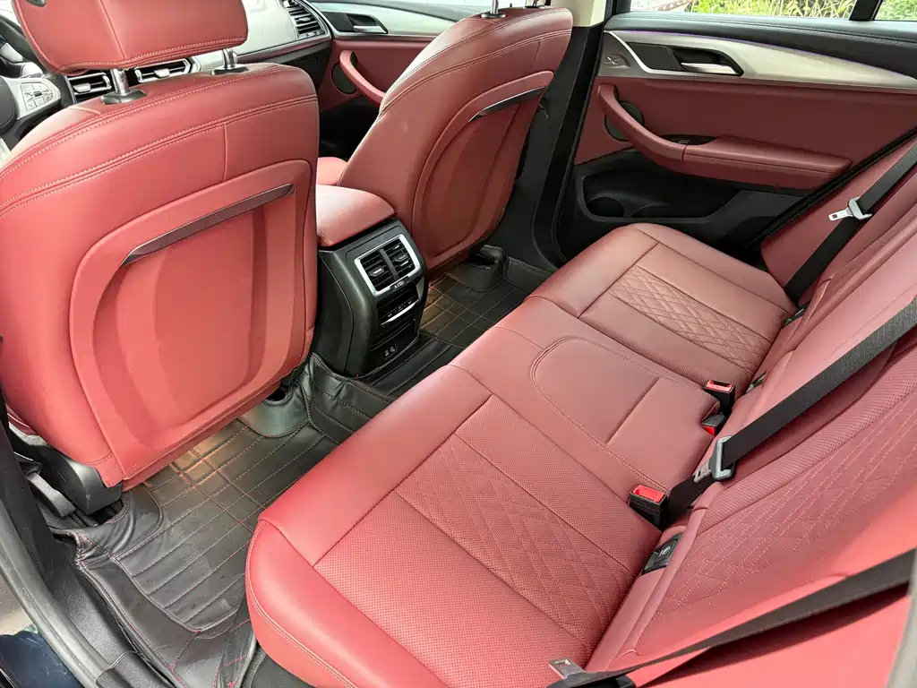BMW iX3 — миниатюра 18