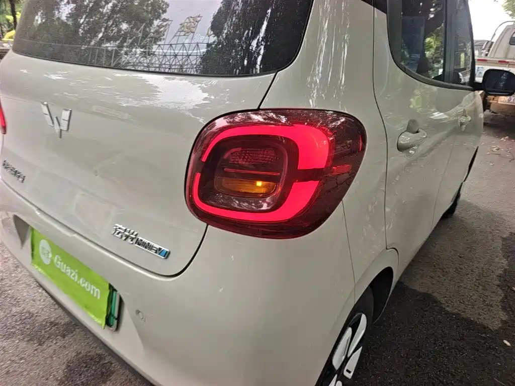 Wuling Mini EV MINIEV 2025