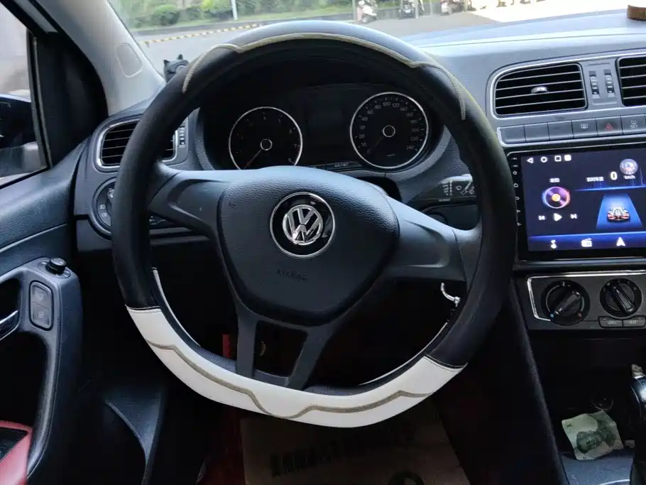 Volkswagen Polo — миниатюра 15