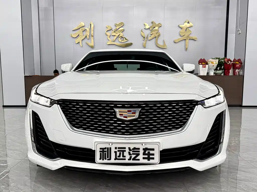 Cadillac CT5 — миниатюра 2