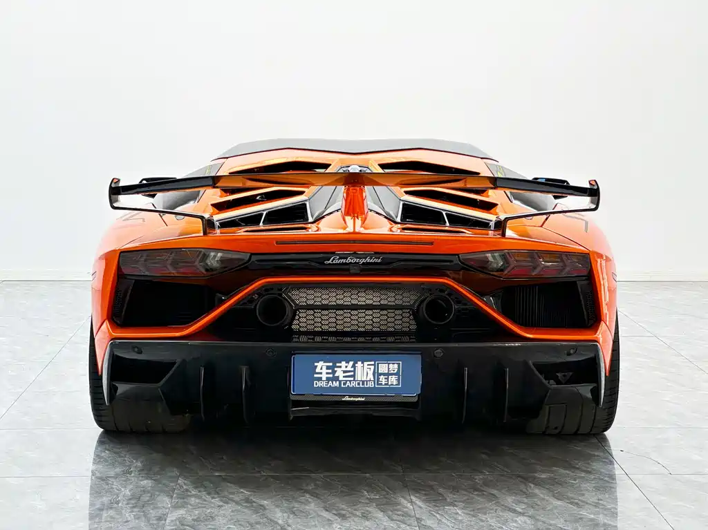 Lamborghini Aventador 2011 LP 700-4