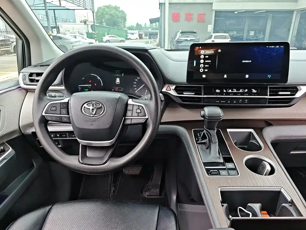 Toyota Sienna — фотографии объявления, Фото 10