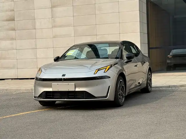2026 Lynk & Co 07