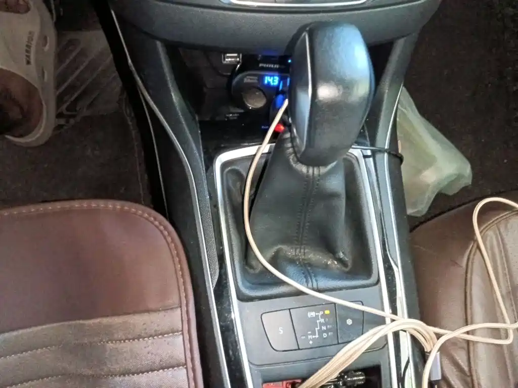 Peugeot 408 — миниатюра 15