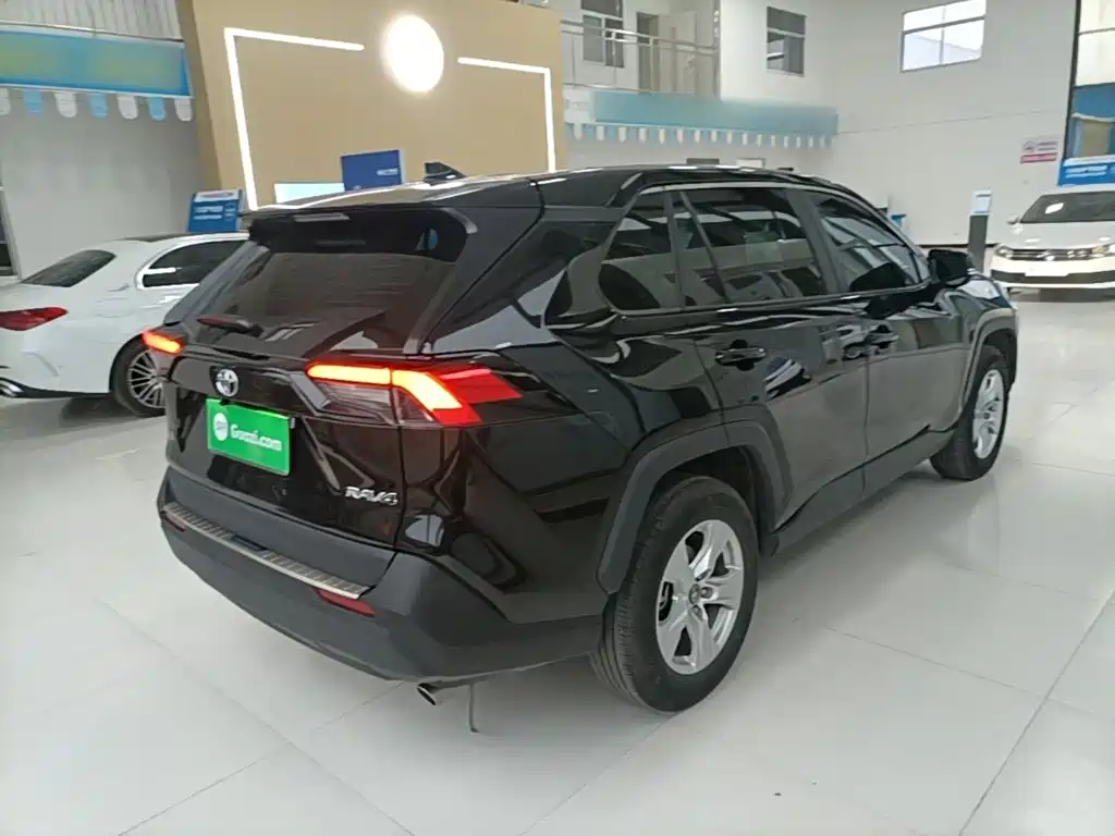 Toyota RAV4 — фотографии объявления, Фото 6