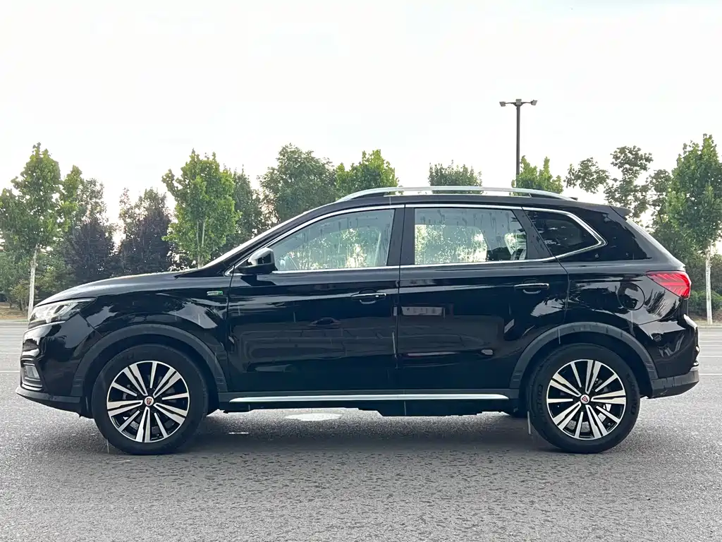 Roewe RX5 New Energy — миниатюра 7
