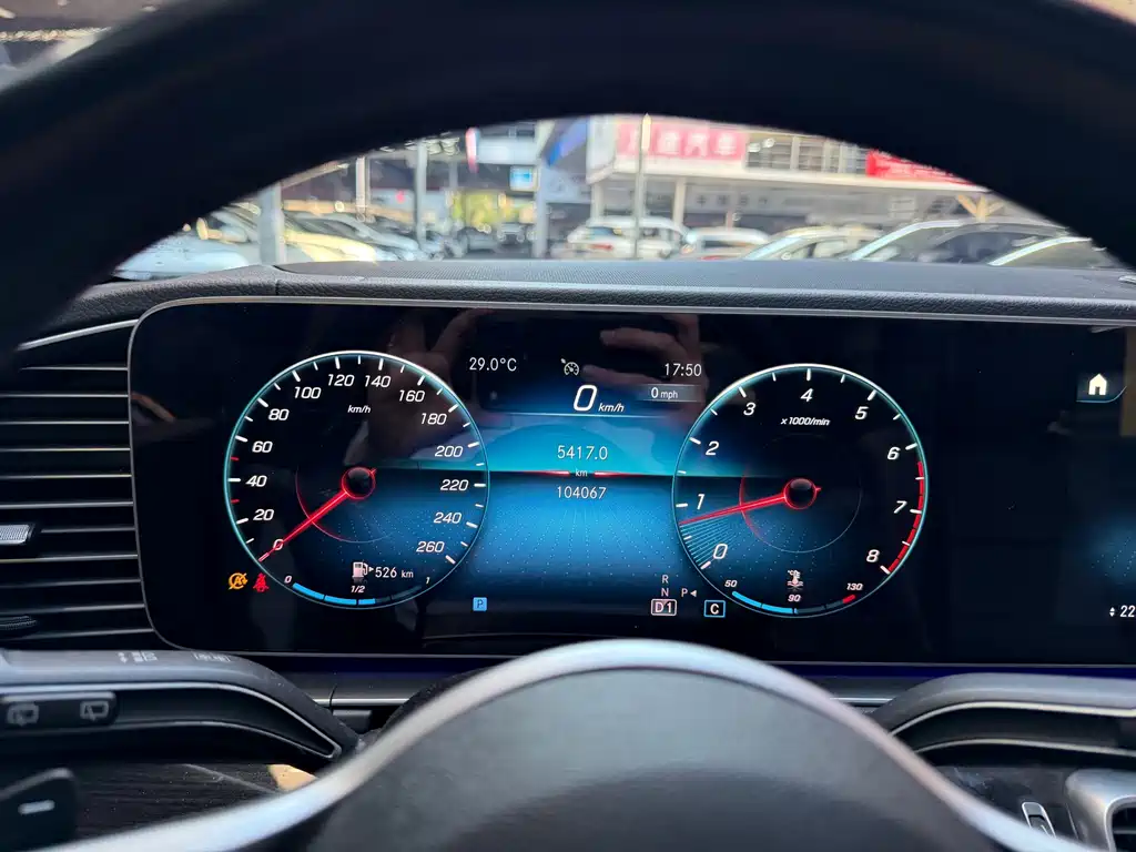 Mercedes-Benz GLE (Import) — миниатюра 7