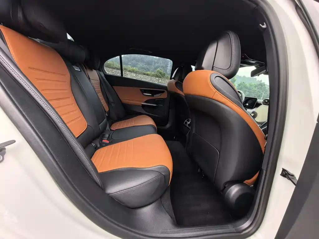 MERCEDES-BENZ  C CLASS