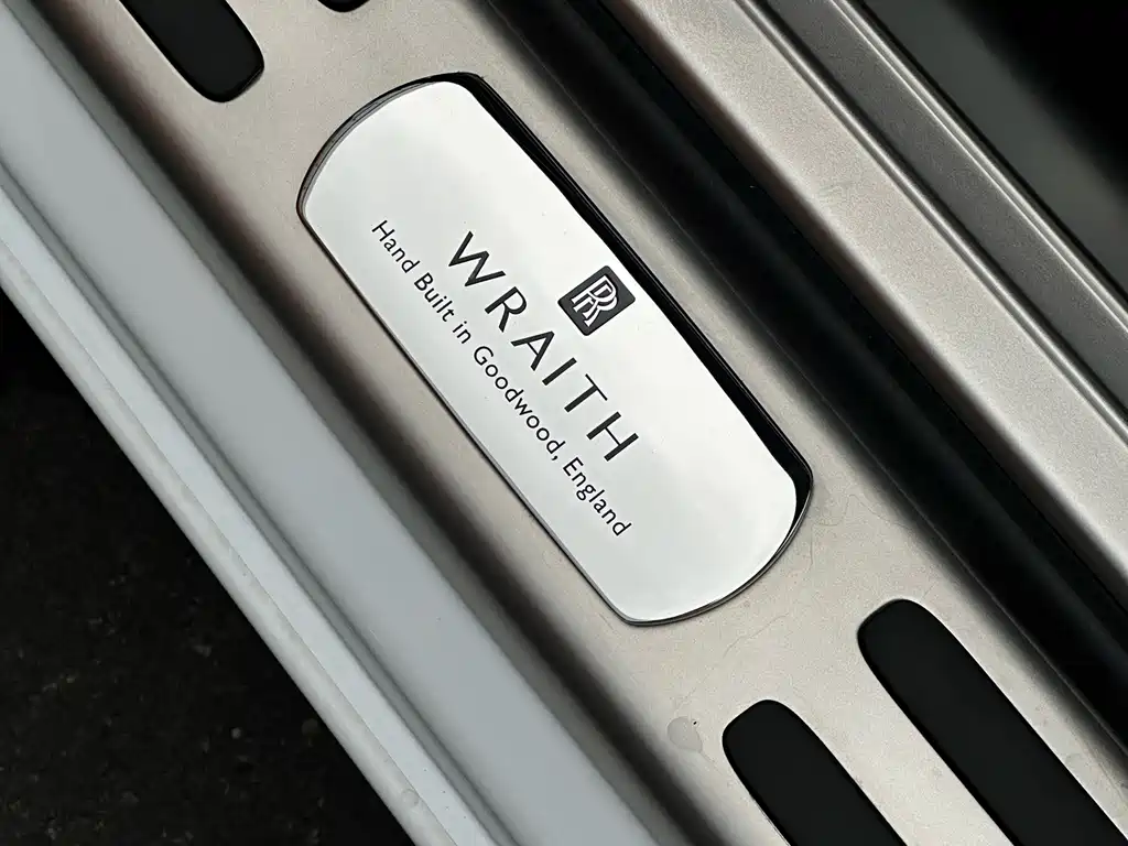 Rolls-Royce Wraith — миниатюра 22
