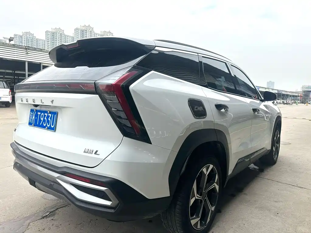 Geely Boyue L — миниатюра 9