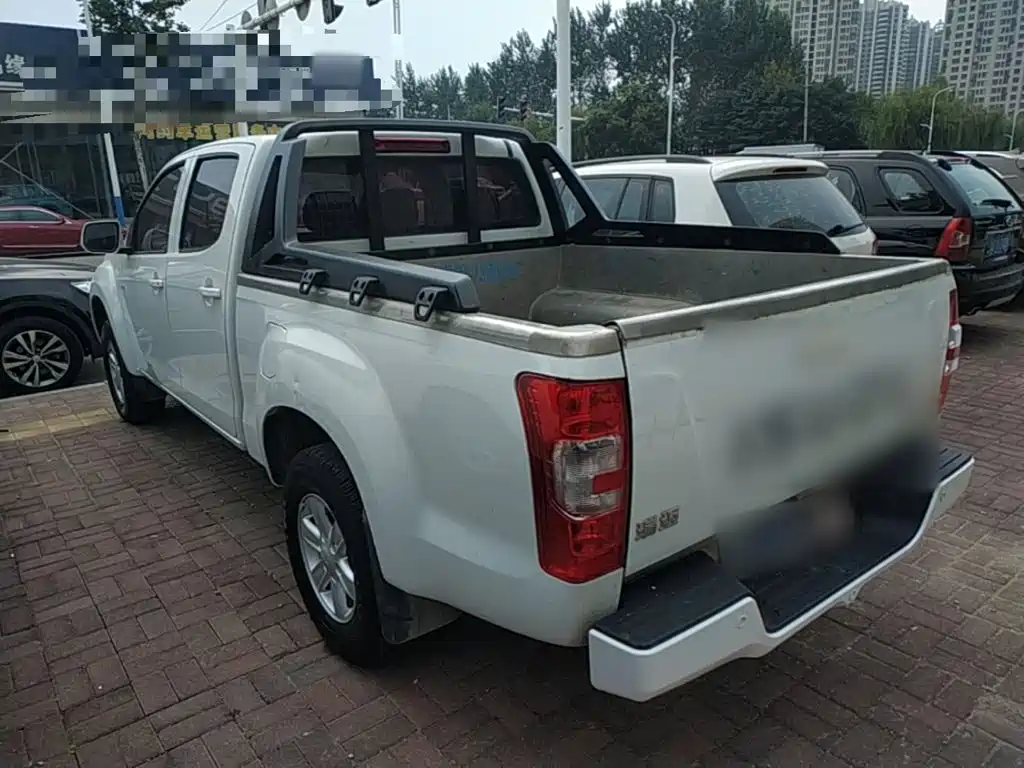 Isuzu RE-MAX Ruimai — миниатюра 5