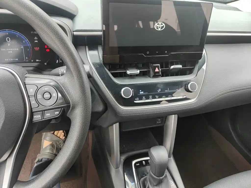 Toyota Frontlander — миниатюра 13
