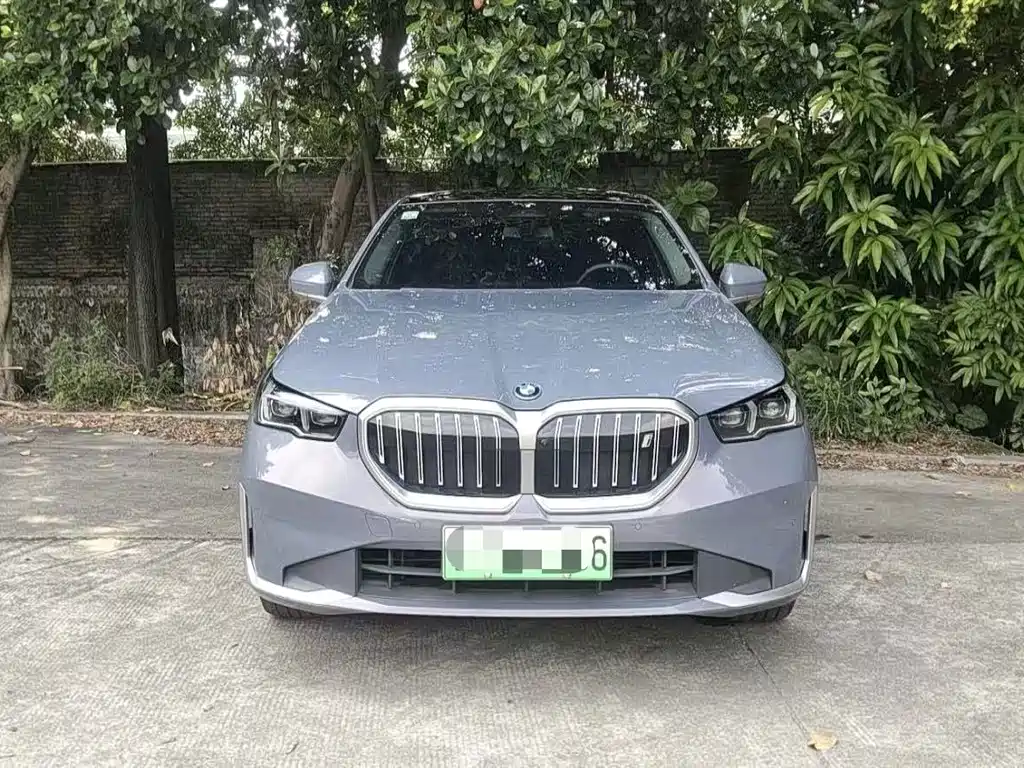 BMW i5 — миниатюра 2
