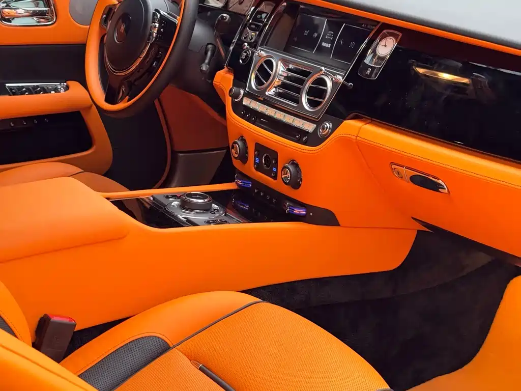 Rolls-Royce Wraith — миниатюра 12