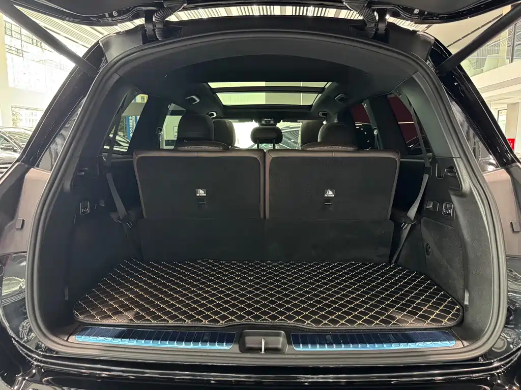 Mercedes-Benz GLS — миниатюра 19