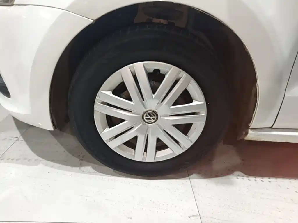 Volkswagen Polo — миниатюра 23