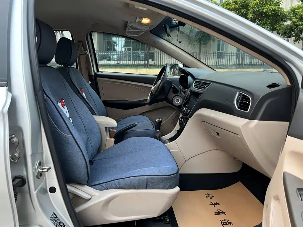 Chery Arrizo 3 — миниатюра 17