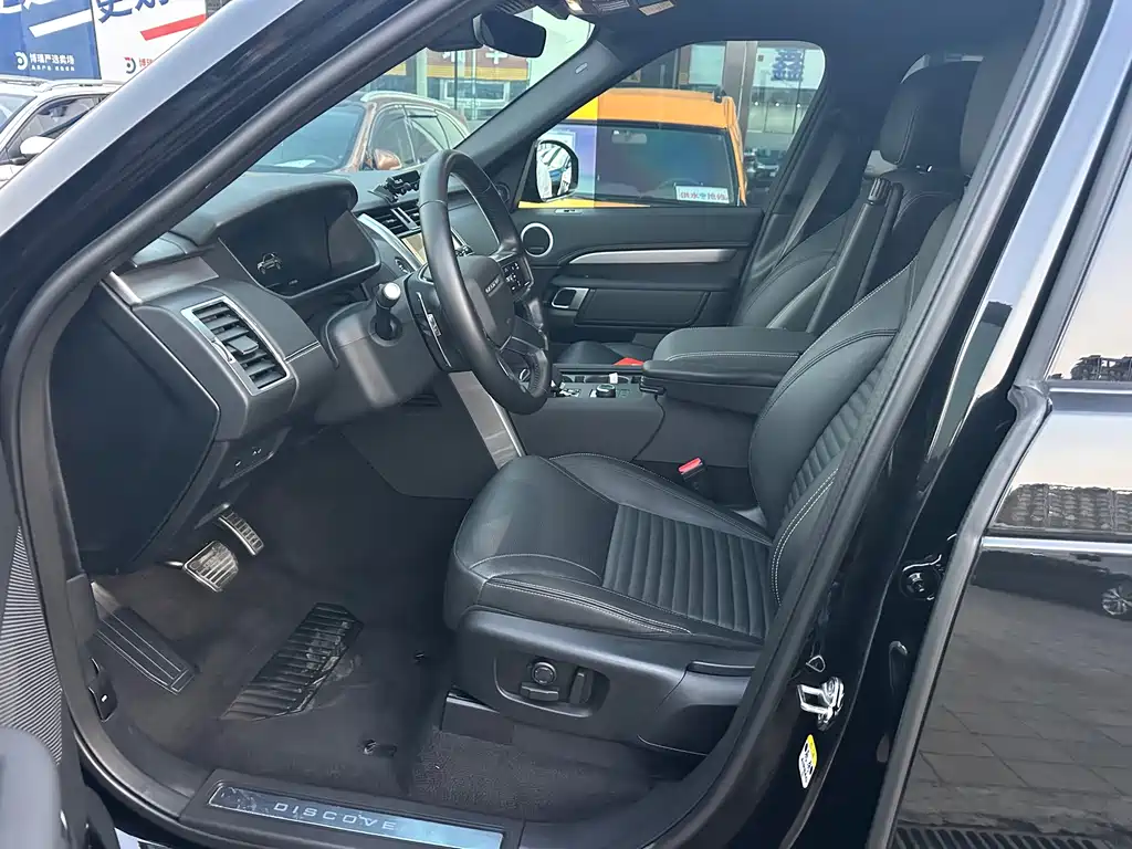 Land Rover Discovery — миниатюра 4
