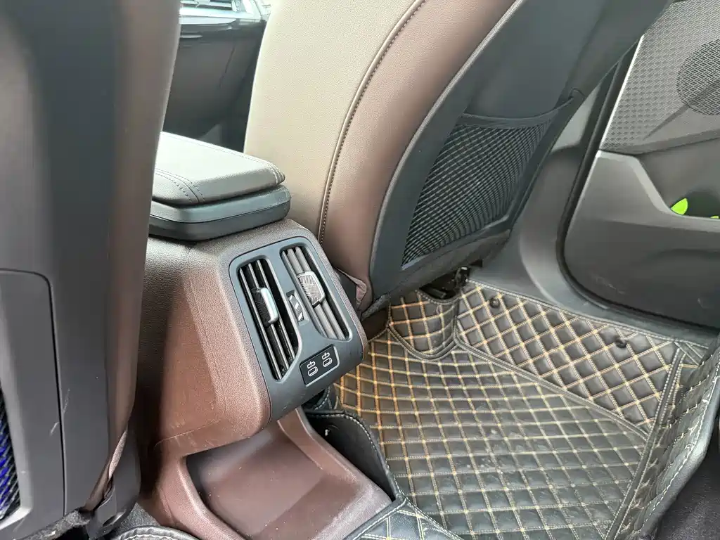 BMW X1 — миниатюра 15