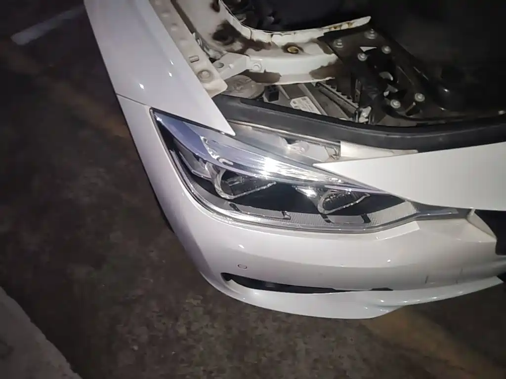 BMW 3 Series — миниатюра 11