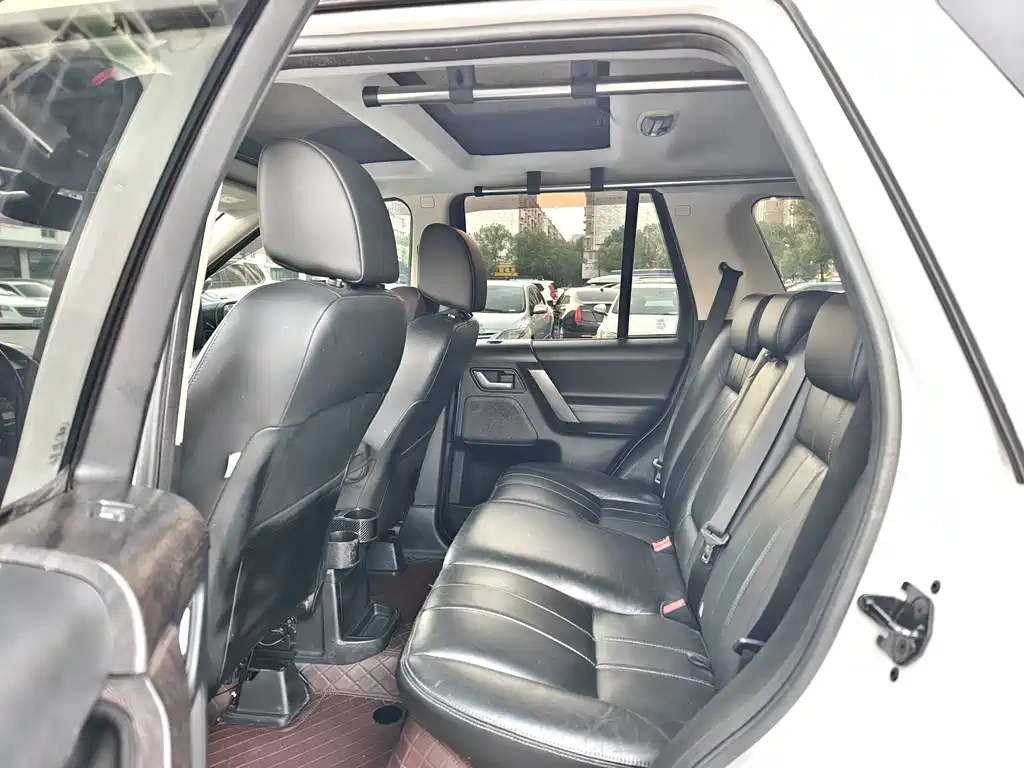 Land Rover Freelander 2 — миниатюра 7