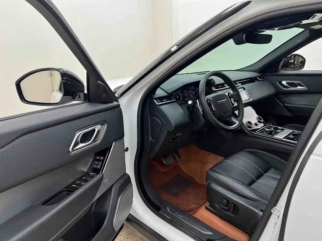 Land Rover Velar — миниатюра 10