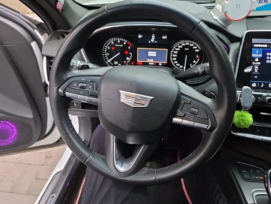 Cadillac CT5 — миниатюра 15