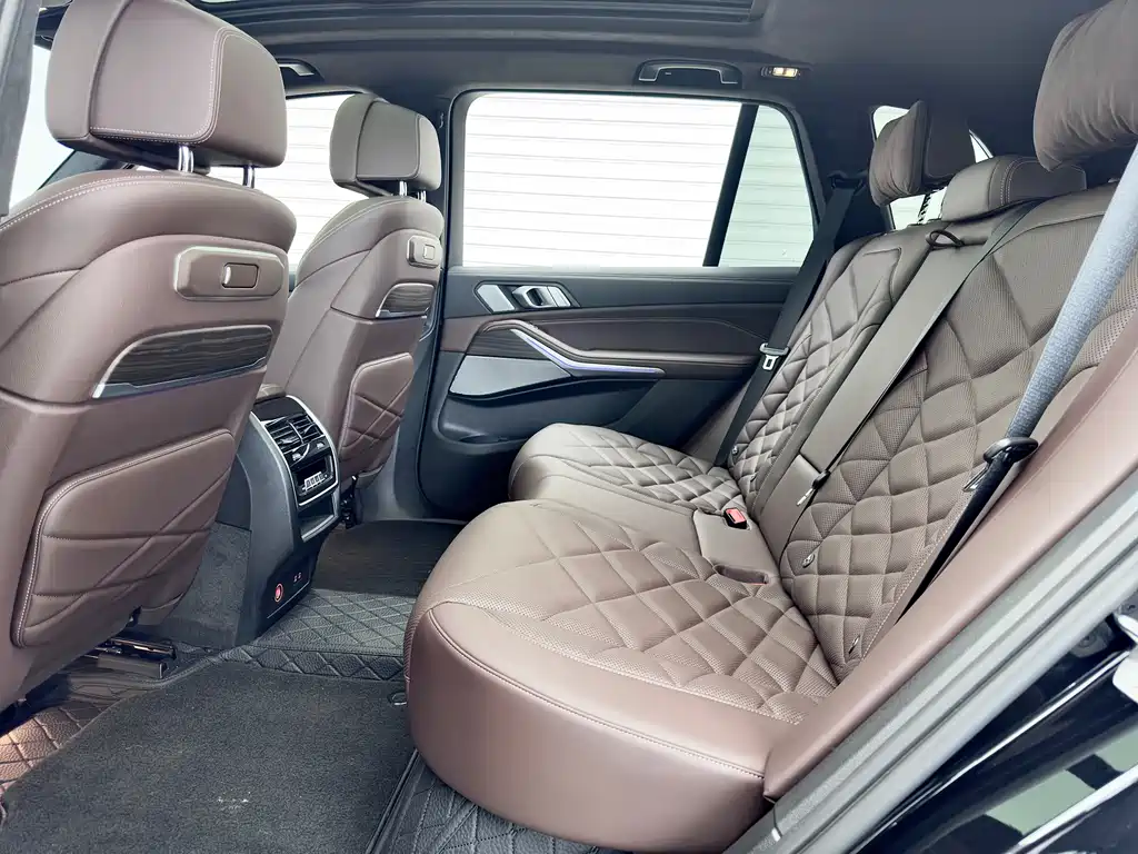 BMW X5 2023 xDrive 40Li M Sport