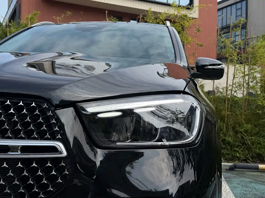 Mercedes-Benz GLE (Import) — миниатюра 8