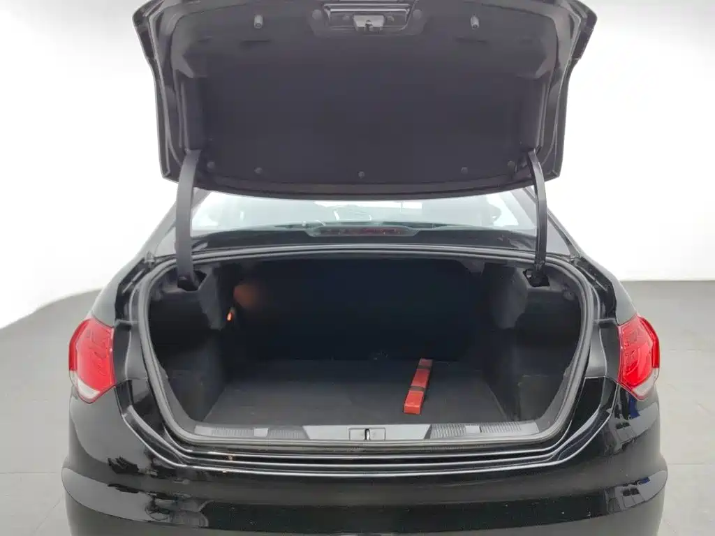 Citroen C4L — миниатюра 16